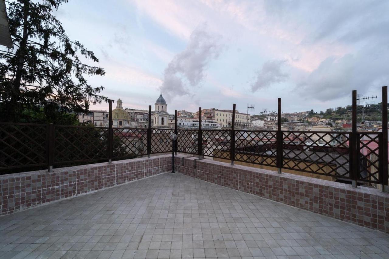 Апартаменти Casa Dea Napoli Екстер'єр фото